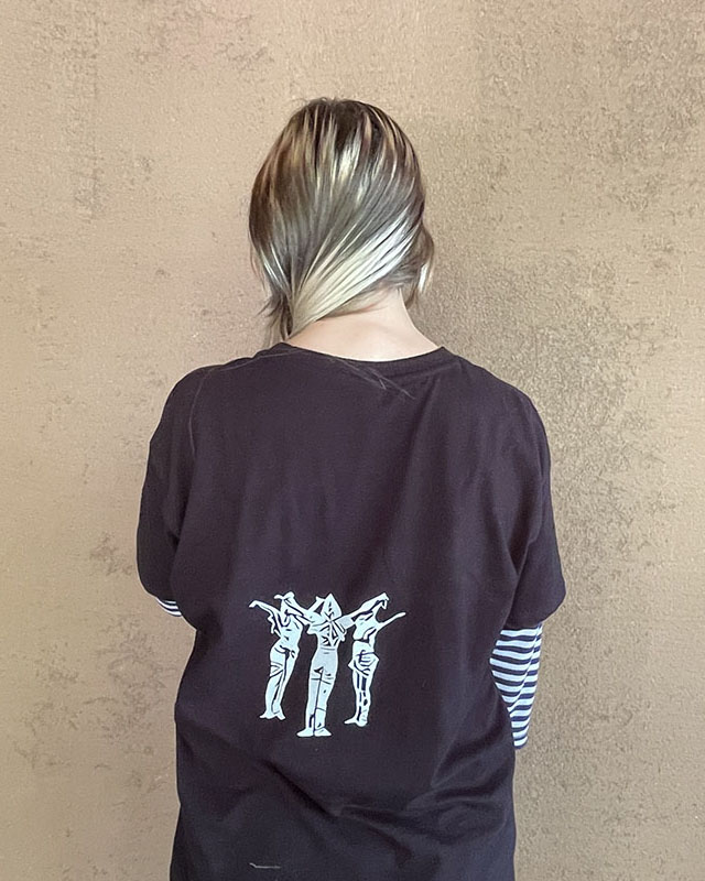 Violetta Cottini showing back of t-shirt